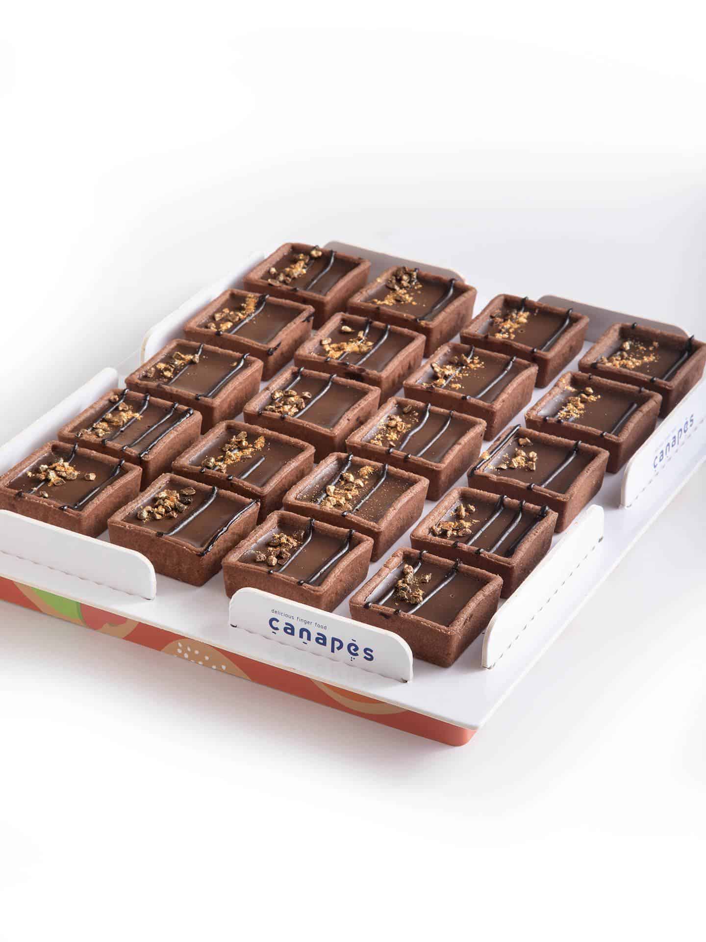 צילום של מגש קרמו שוקולד